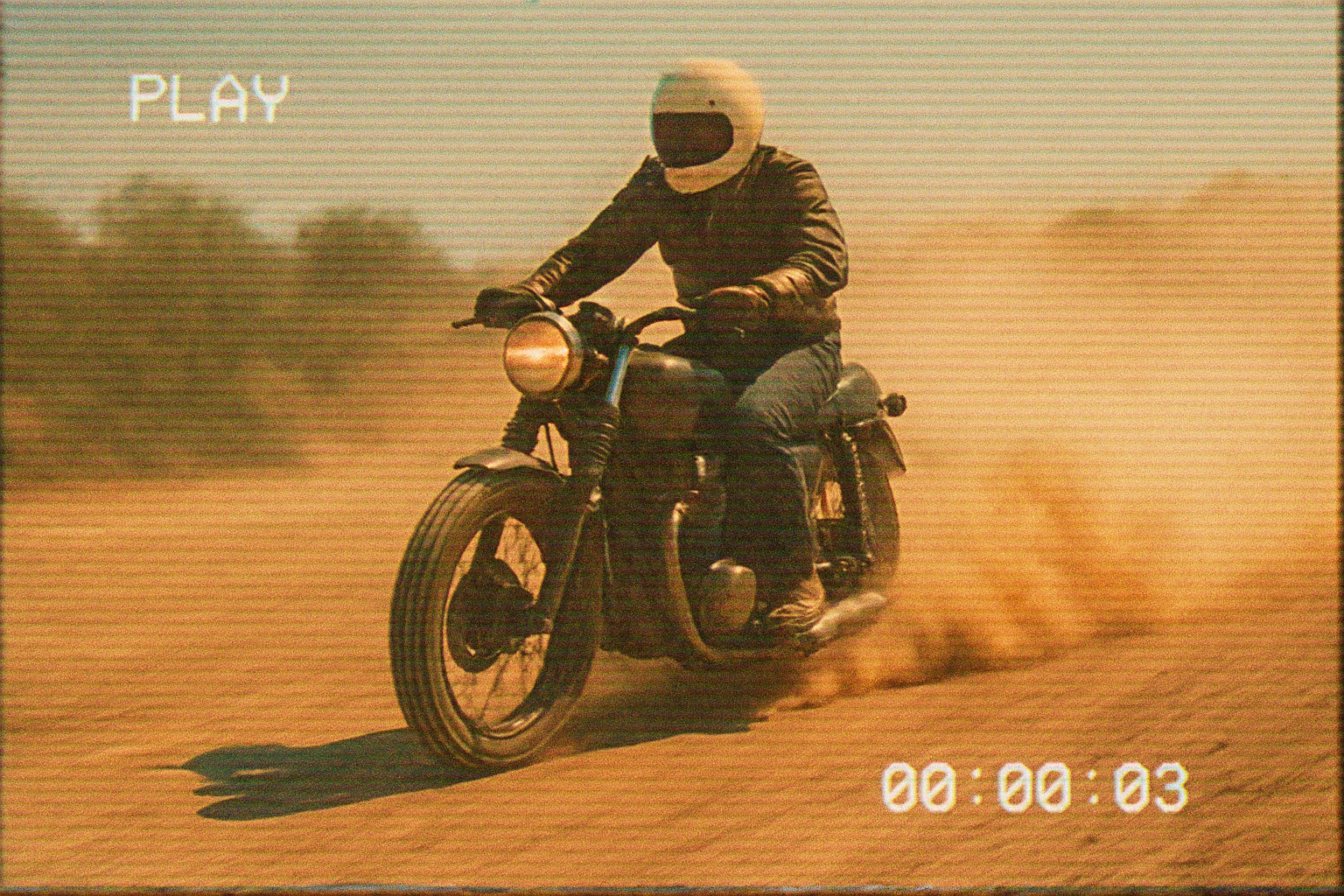 🏍️ Custom Garage – Retro Graphic Motorcycle Tee